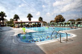 Akti Dimis Aparthotel